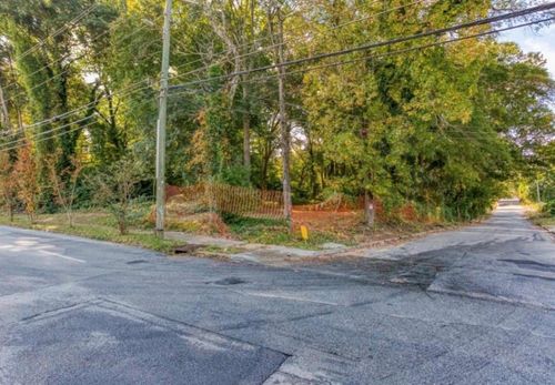 998 Donnelly Ave Sw, Atlanta, GA, 30310-3330 | Card Image