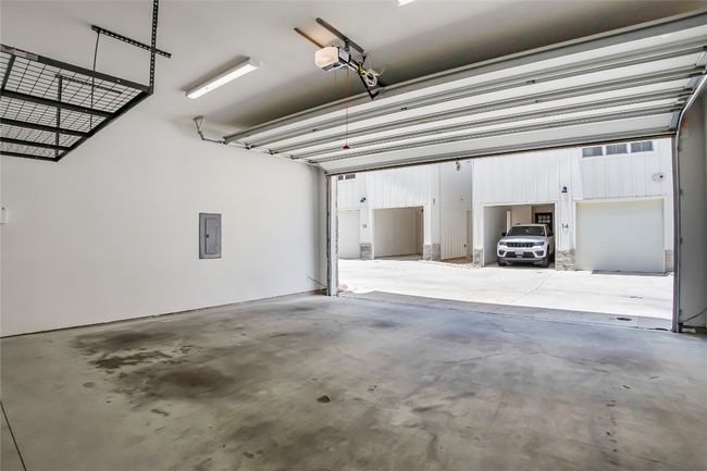APT-17 - 2624 Metcalfe Rd, Condo with 3 bedrooms, 4 bathrooms and 2 parking in Austin TX | Image 34