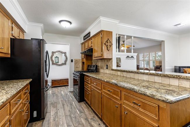 3303 Indian Mound Trl, House other with 3 bedrooms, 2 bathrooms and 2 parking in Crosby TX | Image 18