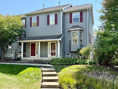 1315 Chestnut Ln, Yorkville, IL, 60560-4549 | Card Image