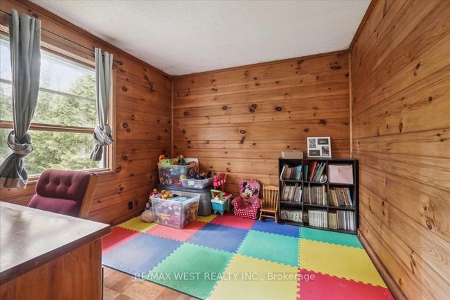 11988 6 Th Line, House other with 3 bedrooms, 2 bathrooms and 8 parking in Limehouse ON | Image 10