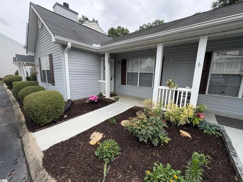 110 Hammett Grove Ln, Greer, SC, 29650-4630 | Card Image