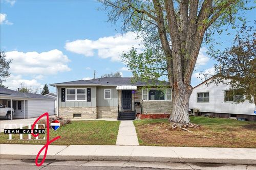 1938 S Boxelder St, Casper, WY, 82604-3535 | Card Image