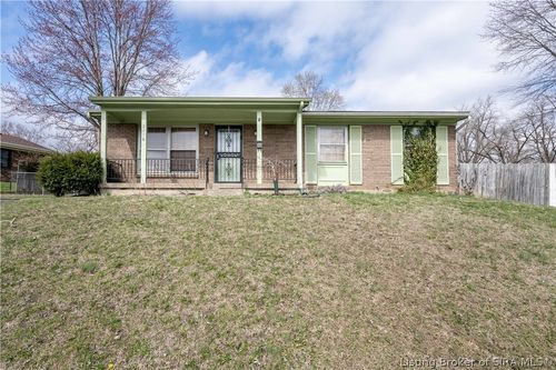 2116 Palmer Ct, New Albany, IN, 47150-4637 | Card Image