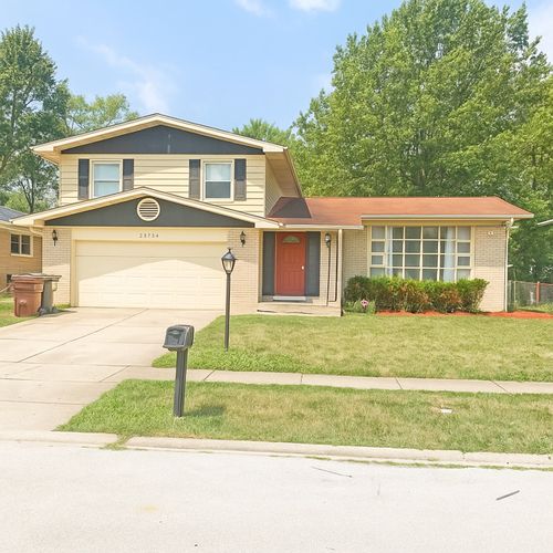 22904 Valley Dr, Richton Park, IL, 60471-2339 | Card Image