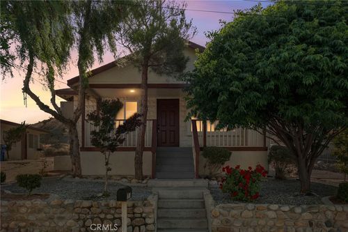15464 3rd St, Victorville, CA, 92395-3503 | Card Image