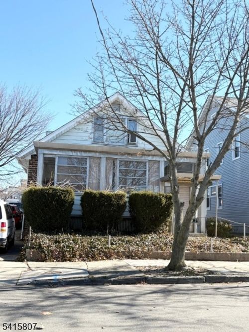 606 Hagel Ave, Linden, NJ, 07036-1027 | Card Image