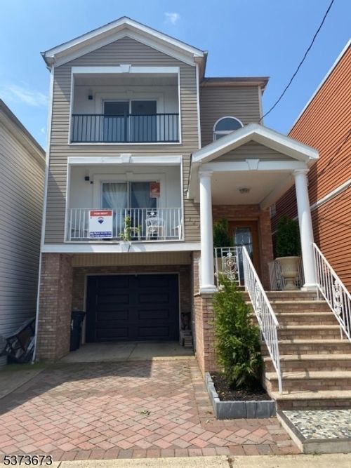 2-144 Port Ave, Elizabethport, NJ, 07206-2022 | Card Image