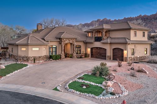 2520 Willow Creek Rd, Moab, UT, 84532-3509 | Card Image