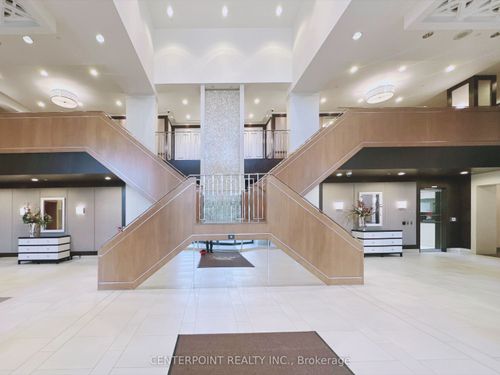 315-100 Harrison Garden Blvd, North York, ON, M2N0C2 | Card Image