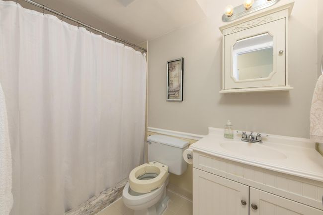 APT-408 - 7770 Tahiti Ln, Condo with 2 bedrooms, 2 bathrooms and null parking in Lake Worth FL | Image 8