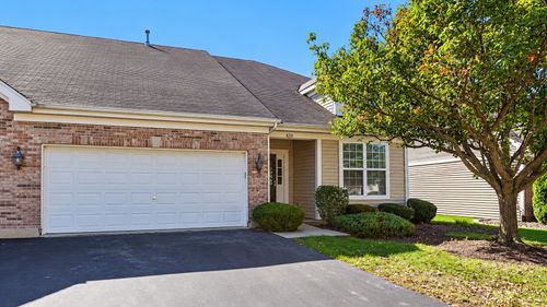 8210 Tremont Ln, Joliet, IL, 60431-7724 | Card Image