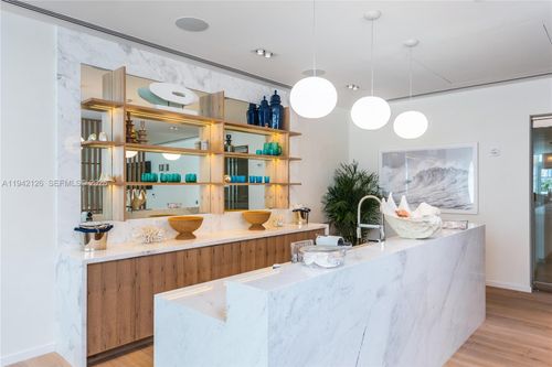 unit-701-401 N Birch Rd, Fort Lauderdale, FL, 33304-4258 | Card Image