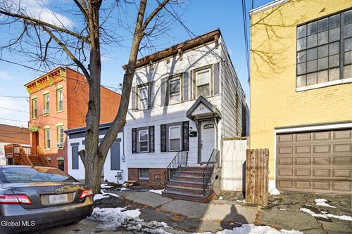 29 Bradford St, Albany, NY, 12206-2909 | Card Image