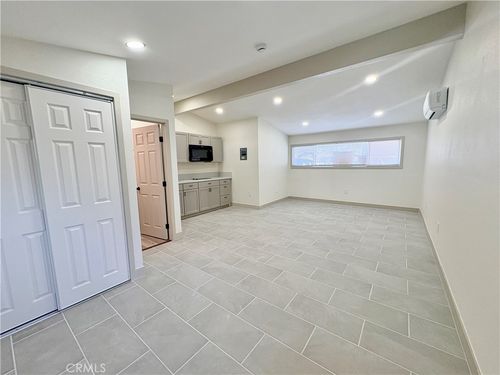 unit-b-4585 Hawthorne St, Montclair, CA, 91763-1923 | Card Image