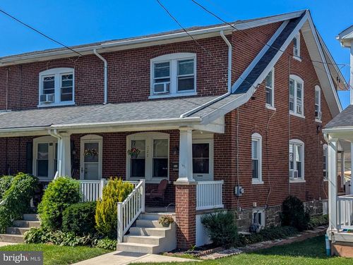 722 W 3rd St, LANSDALE, PA, 19446-2111 | Card Image