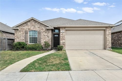 2267 Tallow Dr, Portland, TX, 78374-3051 | Card Image