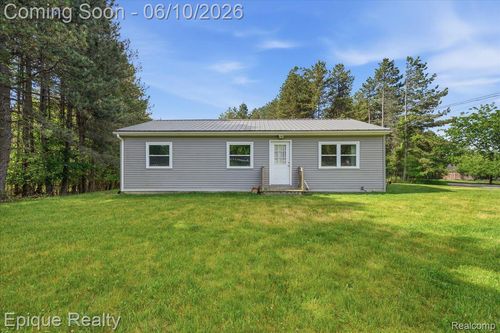 12272 E Mount Morris Rd, Davison, MI, 48423-9345 | Card Image