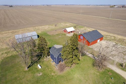 5885 Minnegan Rd, Shabbona, IL, 60550-4002 | Card Image