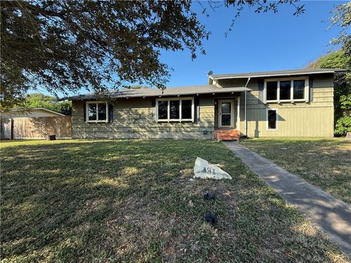 121 Georgia Pl, Portland, TX, 78374-1405 | Card Image