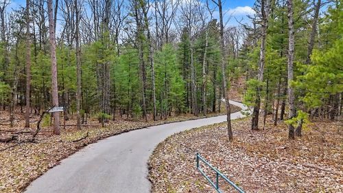 195 Starflower Ln, Traverse City, MI, 49696-8537 | Card Image