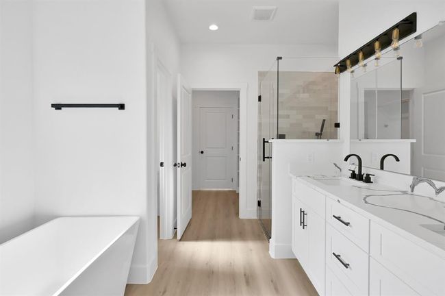 3306 Shadowcrest Ln, House other with 4 bedrooms, 3 bathrooms and 2 parking in Spring TX | Image 18