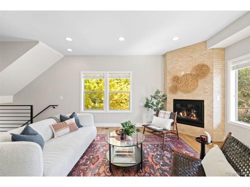 1721 Hooker St, Denver, CO, 80204-1734 | Card Image