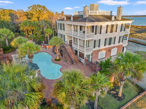 101 Greenwich Dr, Georgetown, SC, 29440-3737 | Card Image