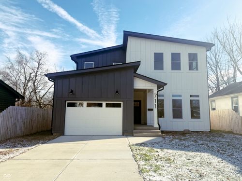 711 N Fenton Ave, Indianapolis, IN, 46219-5401 | Card Image