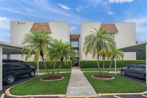 unit-391e-1310 Glen Oaks Dr E, SARASOTA, FL, 34232-1137 | Card Image