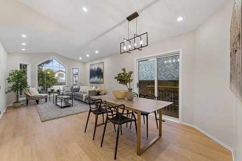 74 Anaheim Cir Ne, Calgary, AB, T1Y7E1 | Card Image