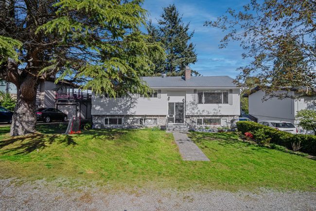 1256 Lee Street, House other with 6 bedrooms, 3 bathrooms and 2 parking in White Rock BC | Image 3