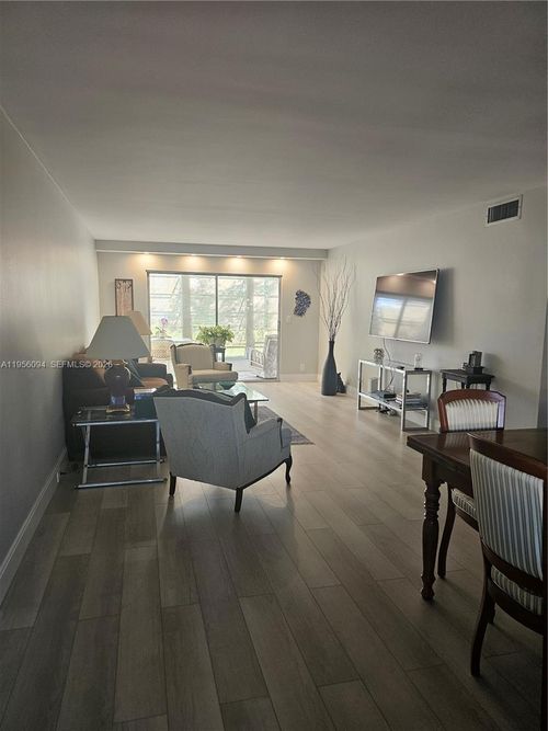 f2-3203 Portofino Pt, Coconut Creek, FL, 33066-1232 | Card Image