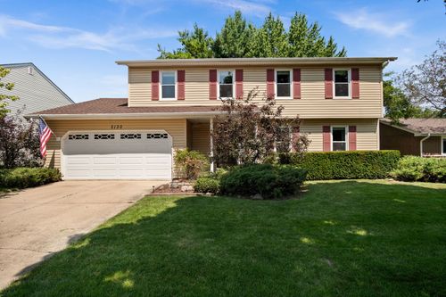 2130 Valley Creek Dr, Elgin, IL, 60123-2685 | Card Image