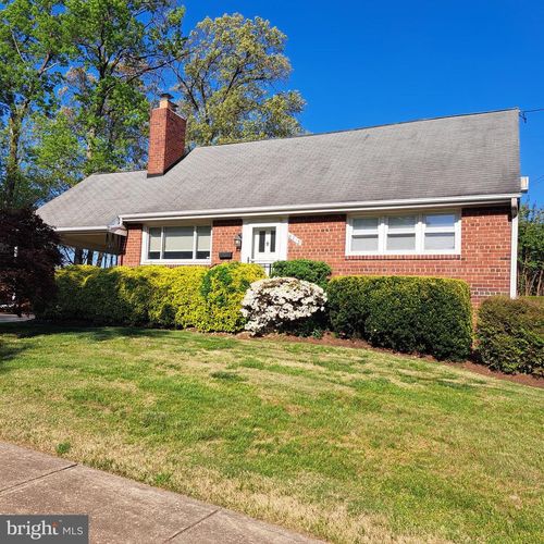 6213 86th Ave, NEW CARROLLTON, MD, 20784-2703 | Card Image