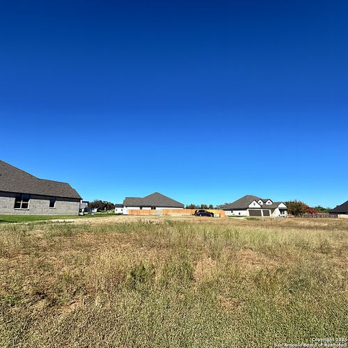 183 Janice Ave, Castroville, TX, 78009-2247 | Card Image