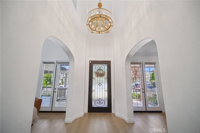25422 Magnolia Ln, House other with 5 bedrooms, 5 bathrooms and 5 parking in Stevenson Ranch CA | Image 7