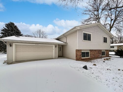 9722 Union Terrace Lane N, Maple Grove, MN, 55369 | Card Image