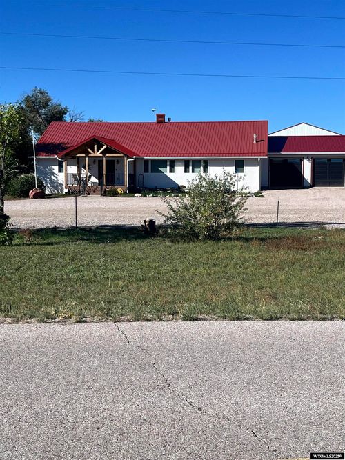 67 El Rancho Rd, Wheatland, WY, 82201-9620 | Card Image