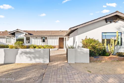 4142 E Stanford Dr, Phoenix, AZ, 85018-1657 | Card Image