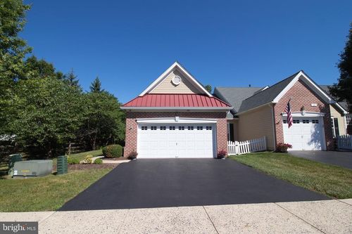 105 Devonshire Way, SELLERSVILLE, PA, 18960-2890 | Card Image