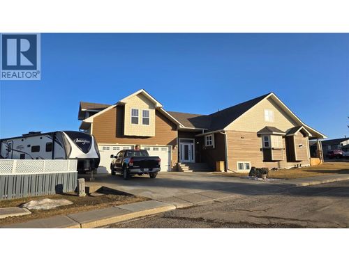 {{alt}} | Card Image