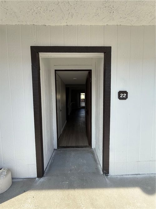 apt-22-5250 Colodny Dr, Agoura Hills, CA, 91301-2659 | Card Image