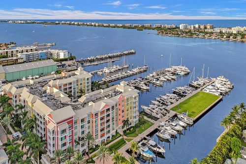 521-804 E Windward Way, Lantana, FL, 33462-8028 | Card Image