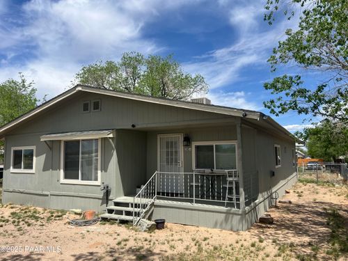 1404 Merritt Ln, Chino Valley, AZ, 86323 | Card Image