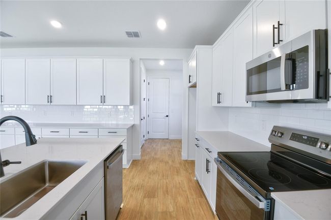 3629 Sublett Loop, House other with 5 bedrooms, 4 bathrooms and null parking in Tavares FL | Image 5