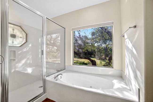 Primary bathroom with separate jetted tub | Image 22