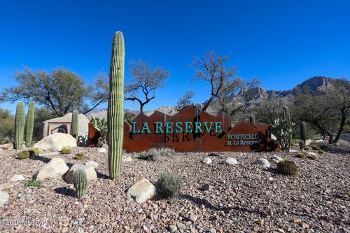 10280 N Calle Del Carnero, Oro Valley, AZ, 85737-6637 | Card Image