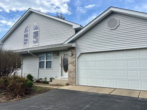 824-824 E Kahler Rd, Wilmington, IL, 60481-1568 | Card Image