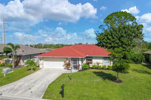 5555 Cynthia Ln, SARASOTA, FL, 34235-9108 | Card Image